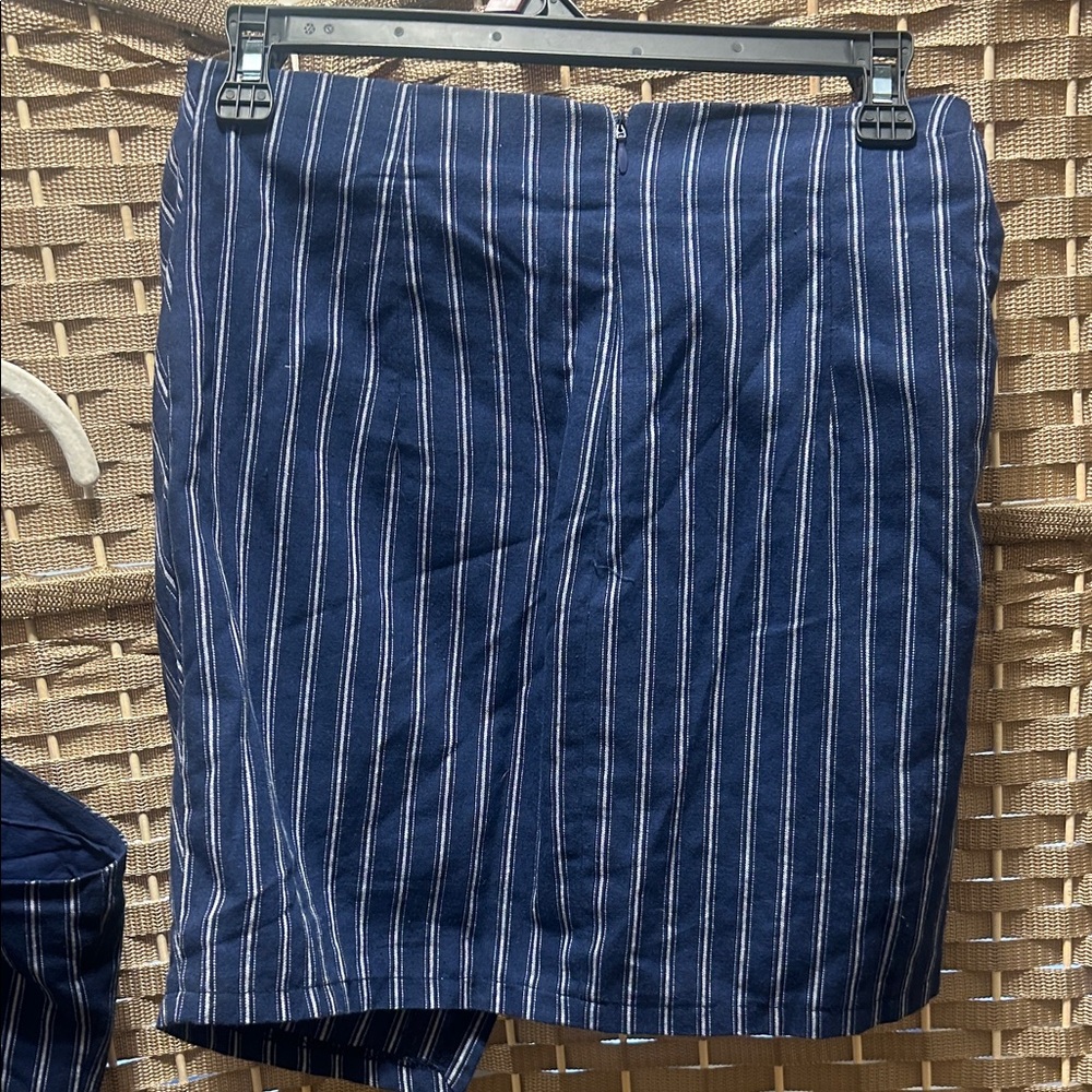 Essue Blue and White Striped Skirt Set - Picture 8 of 8